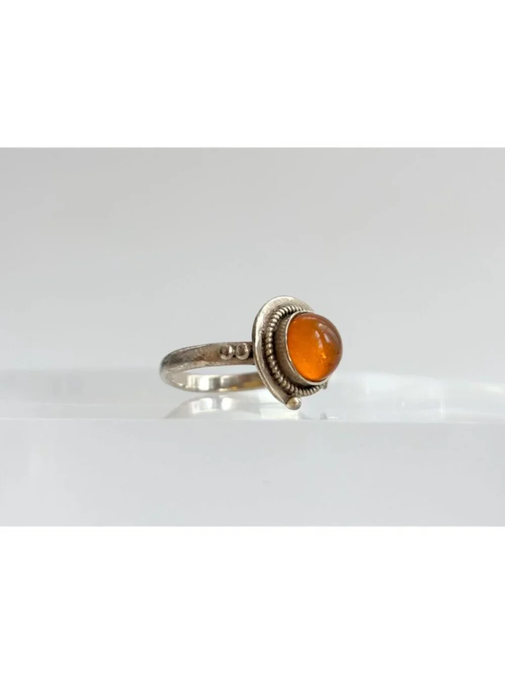 Balinese Inspired Butterscotch Amber Sterling Silver 925 Vintage Ring - sz 7